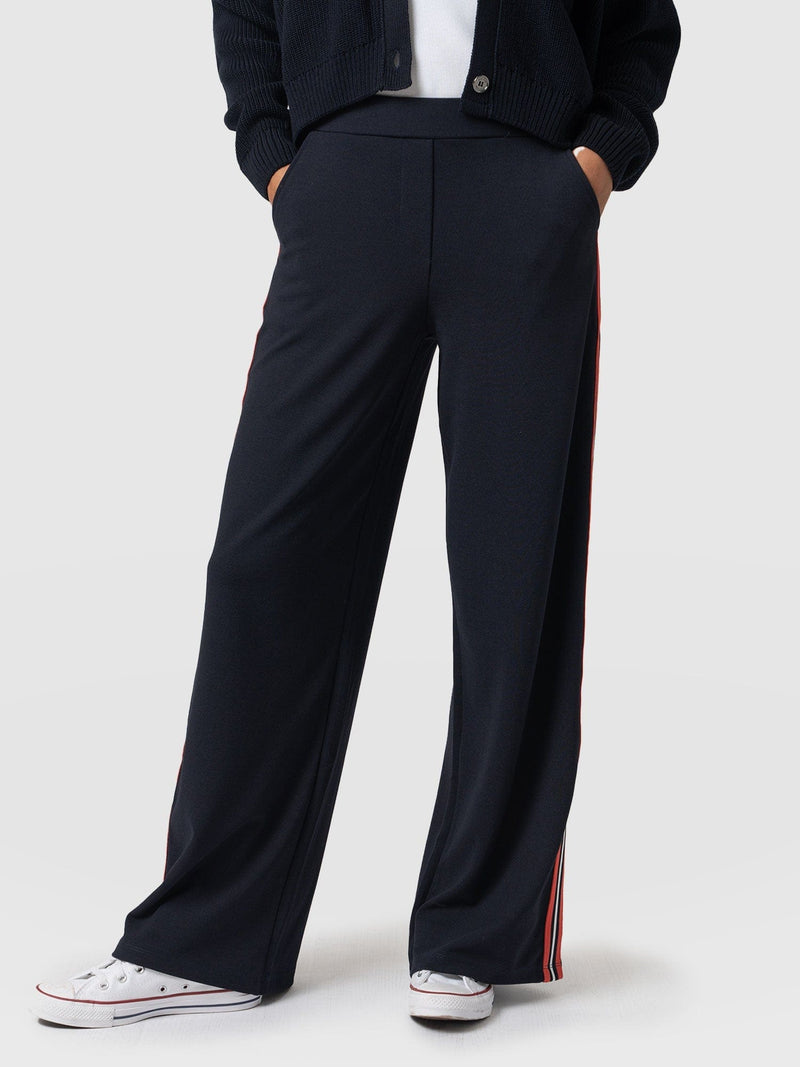 Victory Straight Leg Pant Navy/Red Stripe - Women's Trousers | Saint + Sofia® EU