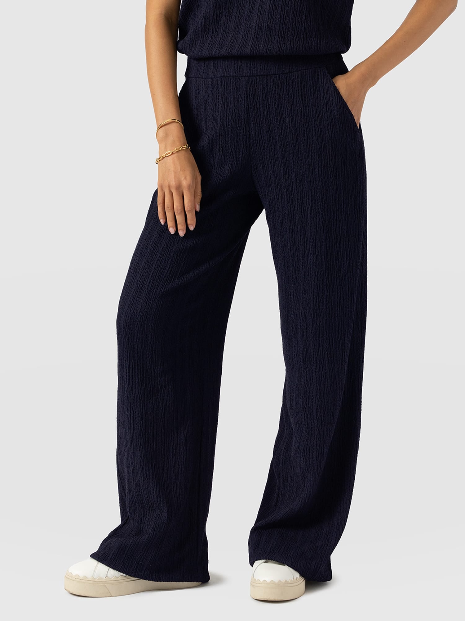 Victory Straight Leg Pant - Navy Textured - Women's Trousers | Saint and Sofia® EU
