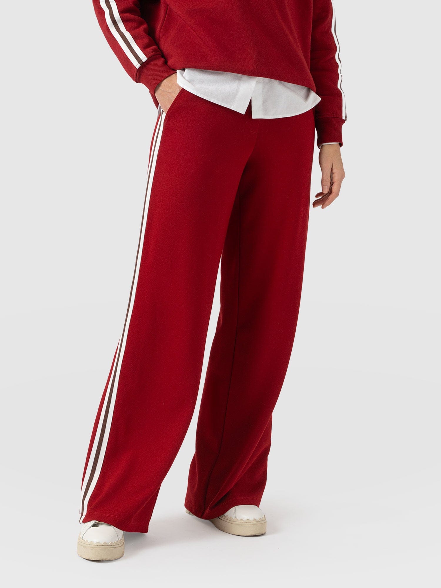 Victory Straight Leg Pant - Red - Brown Stripe - Women's Trousers | Saint + Sofia® EU
