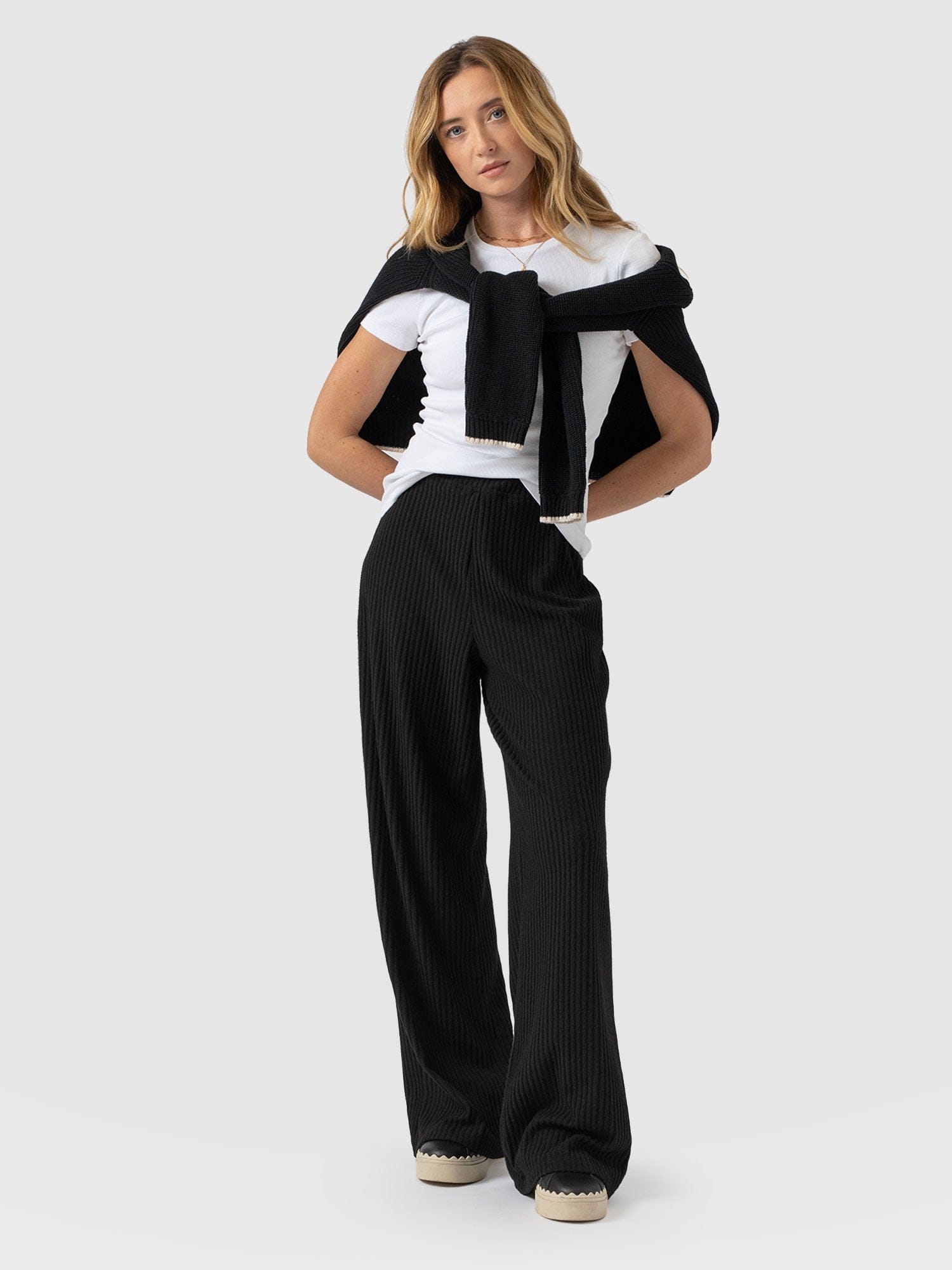 Victory Wide Leg Pant - Black Rib - Women's Trousers | Saint + Sofia® EU