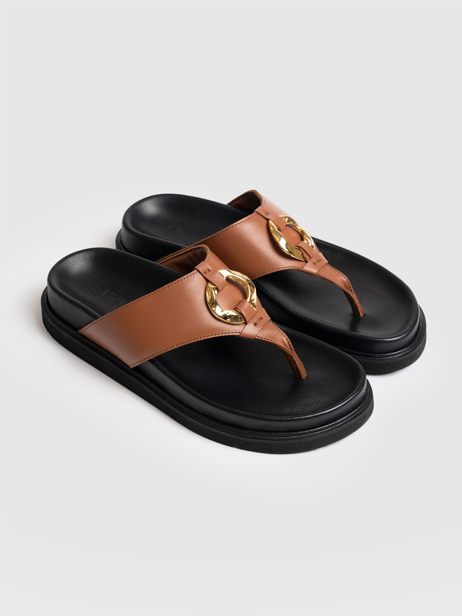 Vivienne Slides - Tan - Women's Shoes | Saint + Sofia® EU