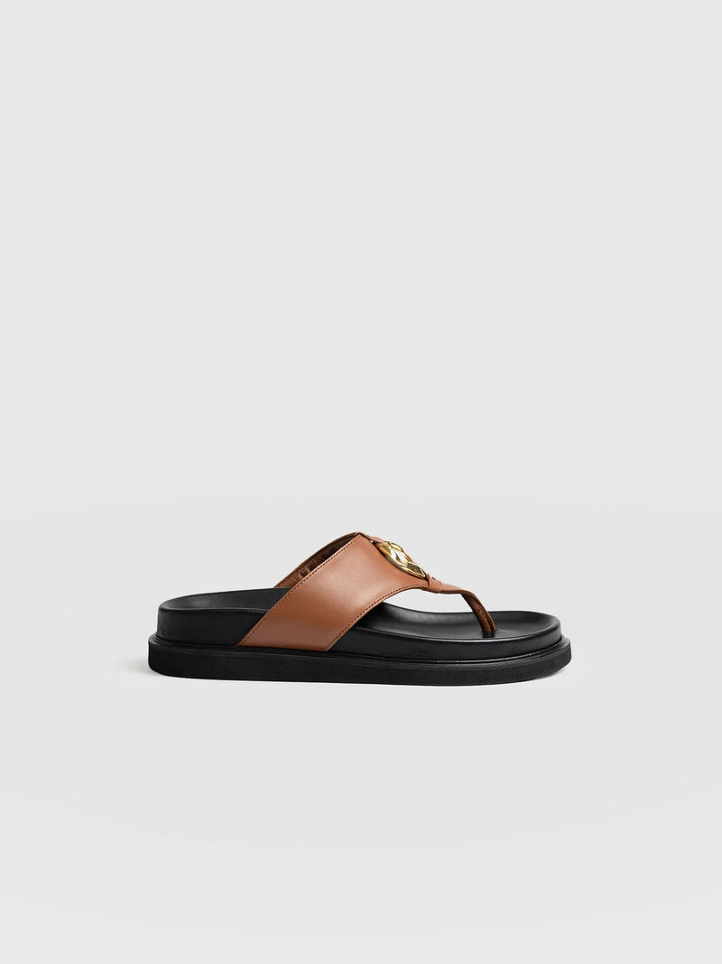Vivienne Slides - Tan - Women's Shoes | Saint + Sofia® EU