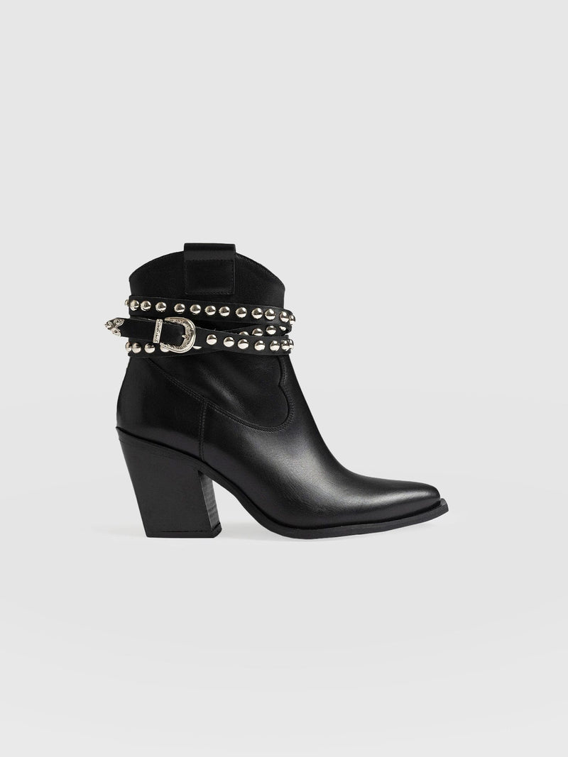 Western Studded Boot Black - Women's Leather Boots | Saint + Sofia® EU