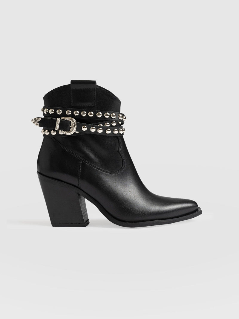 Western Studded Boot Black - Women's Leather Boots | Saint + Sofia® EU
