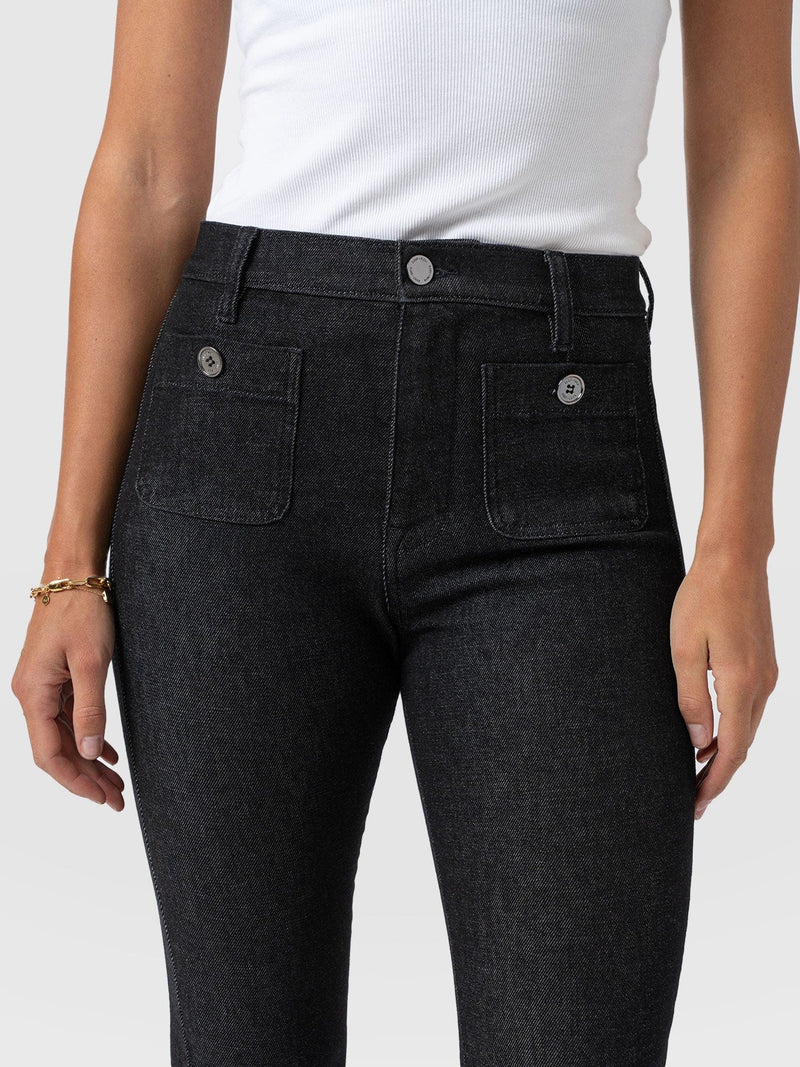 Wide Leg Flare Stretch Jeans Black Wash - Women's Jeans | Saint + Sofia® EU