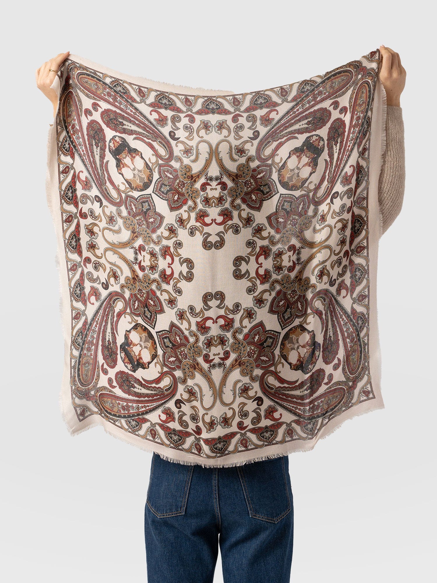 Wren Paisley Scarf Cream/Burgundy - Women's Scarves | Saint + Sofia® EU