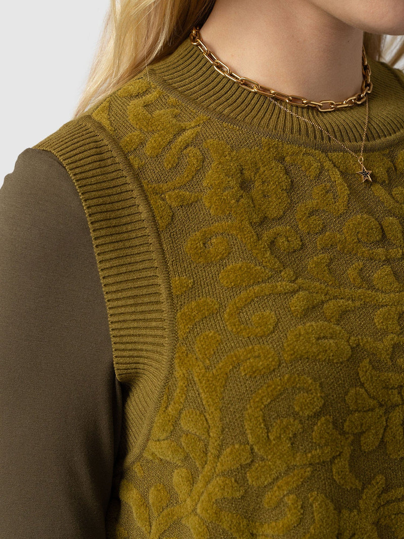 Wren Sleeveless Knit Olive - Women's Vests | Saint + Sofia® EU