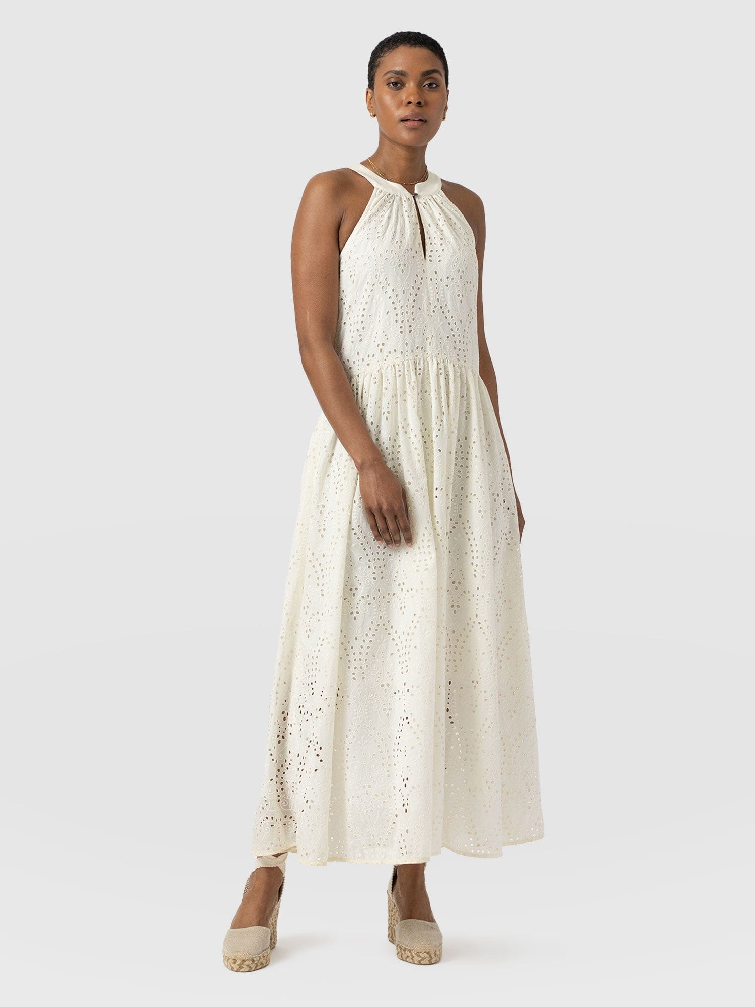 Zoey Halter Neck Dress - White Broderie - Women's Dresses | Saint + Sofia® EU