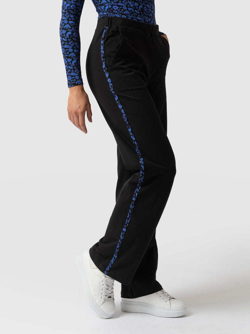 Apartment Pant Black Paisley Floral - Women's Trousers | Saint + Sofia® EU