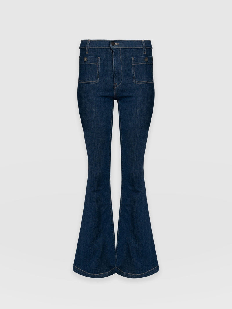 Bowie Stretch Flare Jeans Mid Blue - Women's Jeans | Saint + Sofia® EU