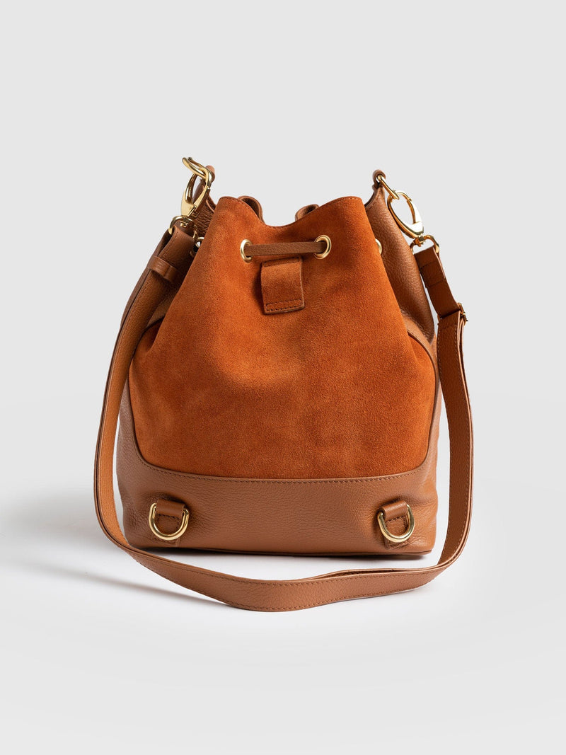 Brompton Bucket Bag Brown Pebble - Women's Leather Bags | Saint + Sofia® EU