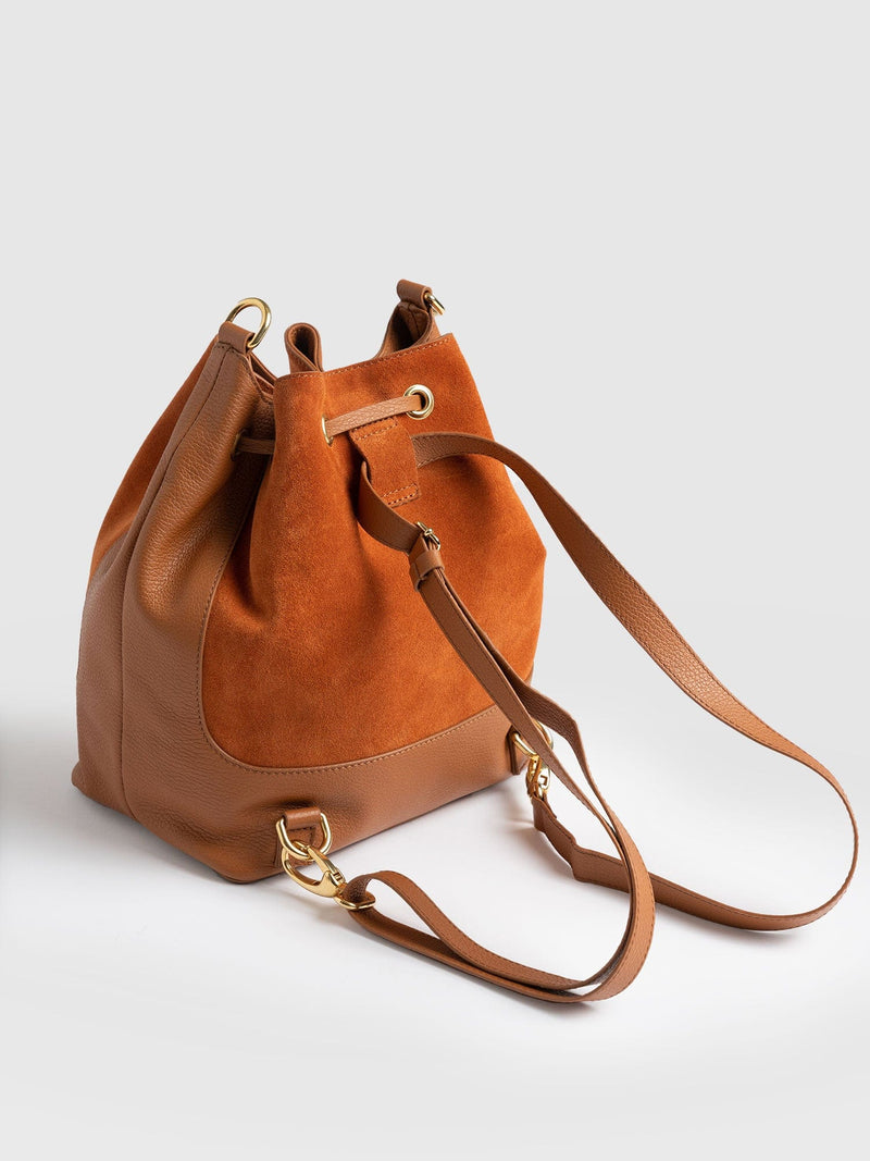 Brompton Bucket Bag Brown Pebble - Women's Leather Bags | Saint + Sofia® EU