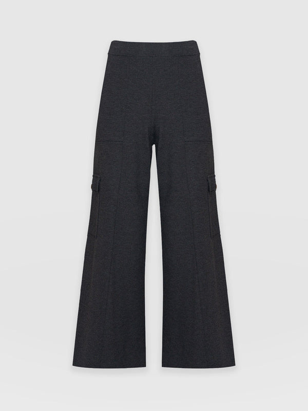 Cargo Chelsea Pant Charcoal - Women's Trousers | Saint + Sofia® EU