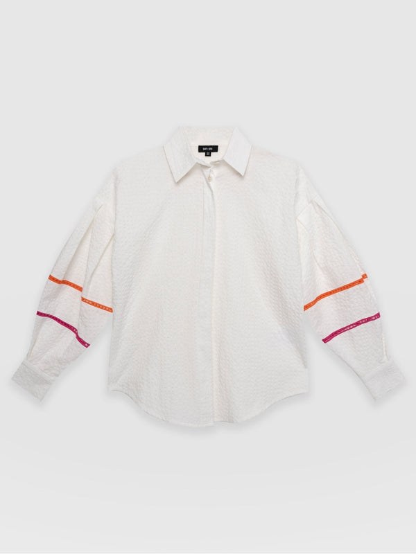 Debbie Puff Sleeve Cream - Women's Shirts | Saint + Sofia® UK