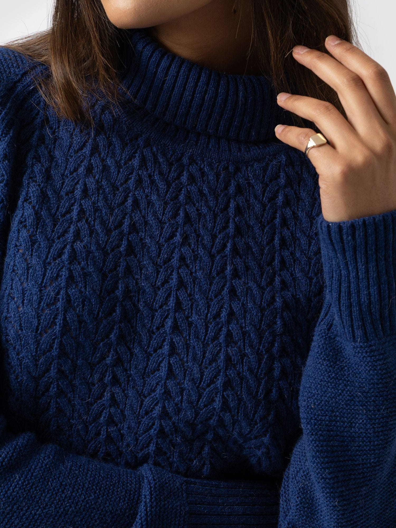 Glen Cable Knit Jumper Blue - Women's Jumpers | Saint + Sofia® EU