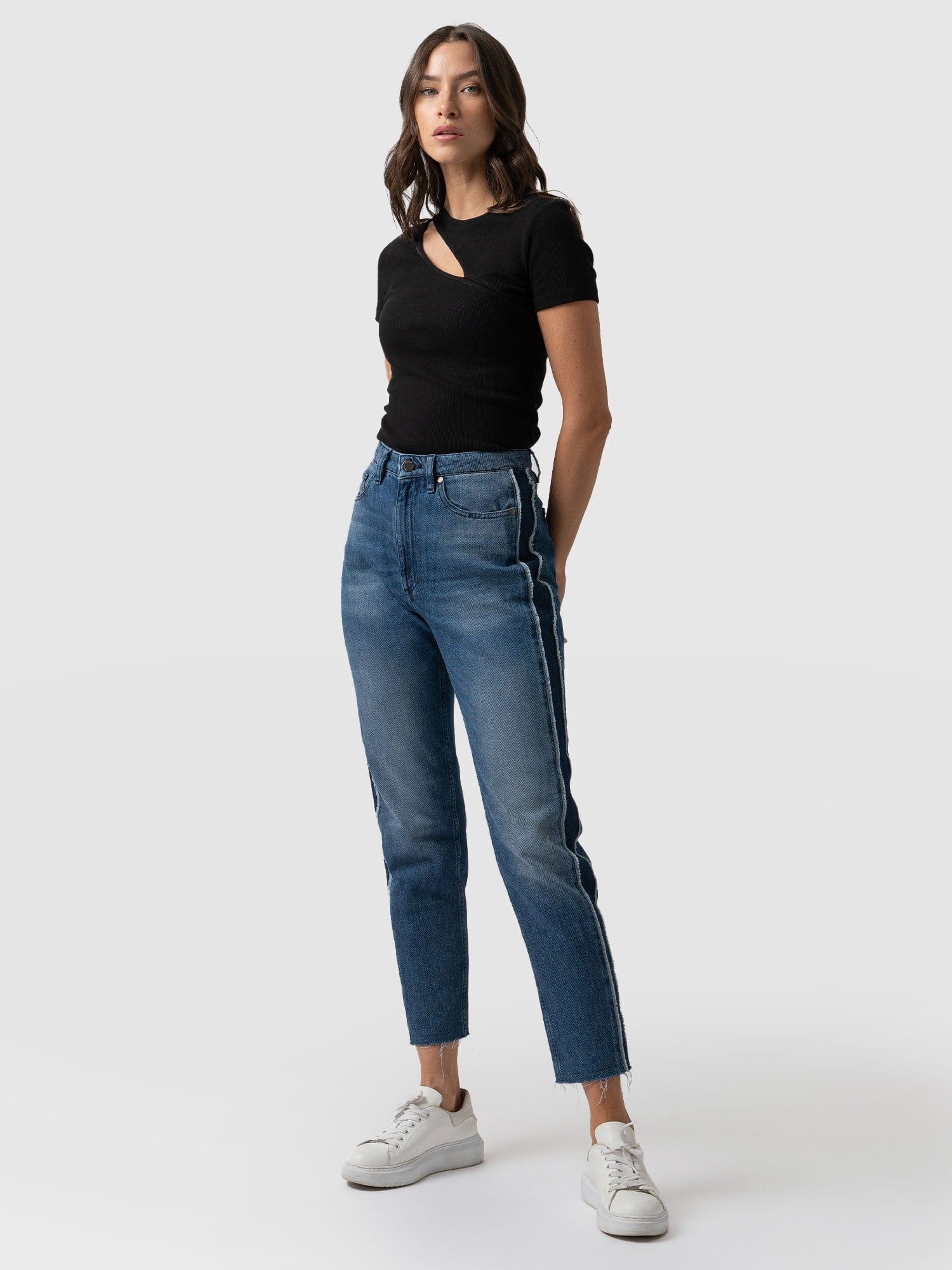 Hayley Side Panel Jean Mid Blue - Women's Jeans | Saint + Sofia® EU