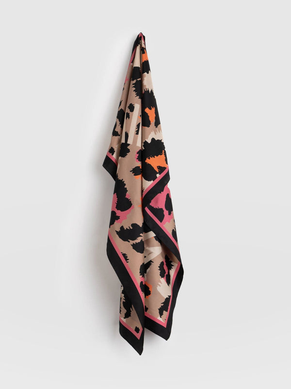 Leopard Scarf Blush - Women's Scarves | Saint + Sofia® EU