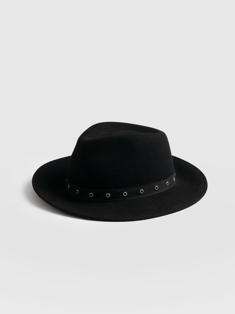 Ramona Studded Hat Black - Women's Hats | Saint + Sofia® EU
