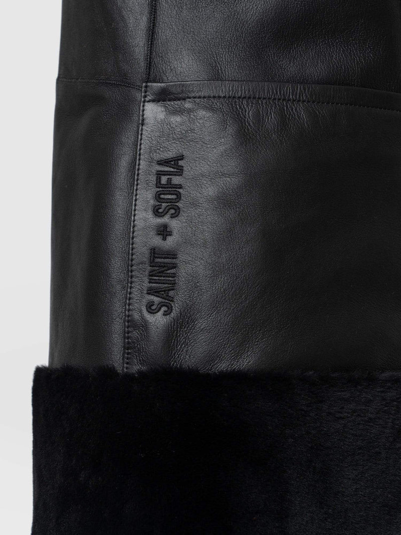 Ruby Reversible Shearling Gilet Black - Women's Leather Jackets | Saint + Sofia® EU