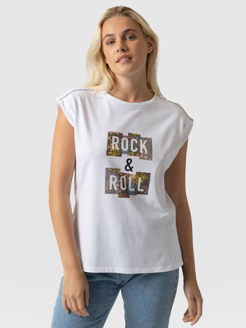 Turn-Up Tee Rock Ditsy Floral - Women's T-Shirts | Saint + Sofia® EU
