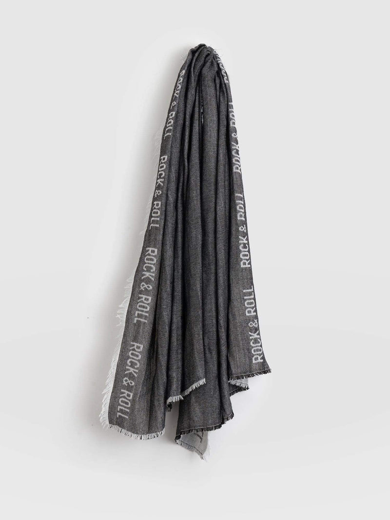 Women's Rock and Roll Scarf Black Wool | Saint and Sofia® Europe