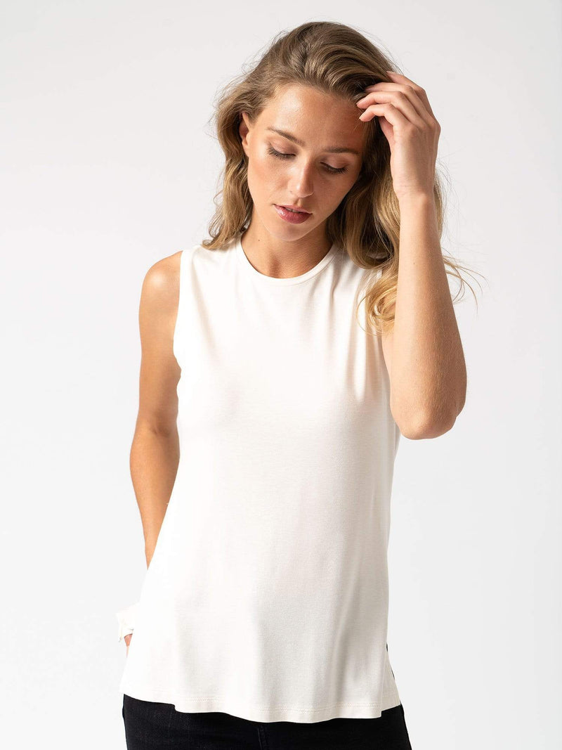 Women's Sleeveless Summer Tank Cream Cotton  | Saint and Sofia® Europe